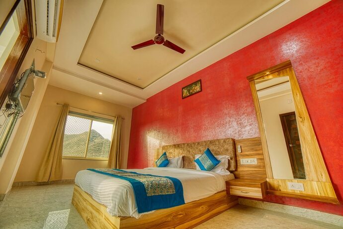 Imagen de la habitación del Hotel Paramount Udaipur. Foto 17