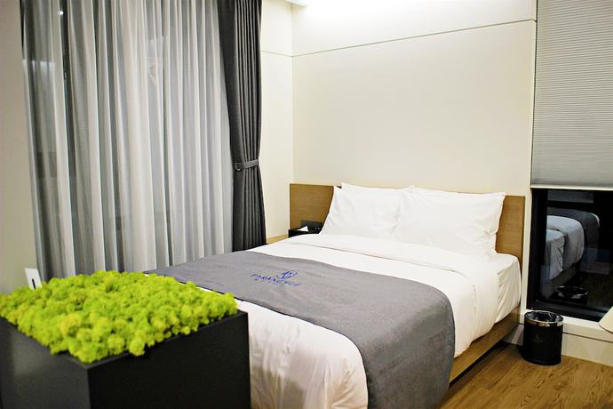 Imagen de la habitación del Hotel Parangvue. Foto 4