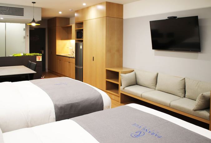 Imagen de la habitación del Hotel Parangvue. Foto 7