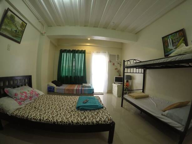 Imagen de la habitación del Hotel Parañaque Airport Hometel. Foto 21