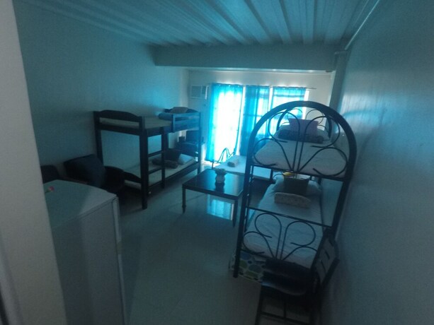 Imagen de la habitación del Hotel Parañaque Airport Hometel. Foto 22