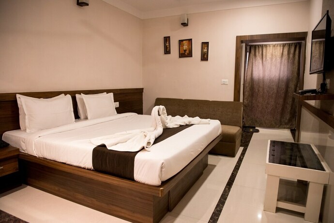Imagen general del Hotel Paras, Jabalpur. Foto 1