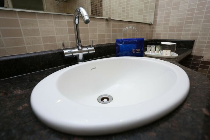 Imagen de la habitación del Hotel Paras, Jabalpur. Foto 9