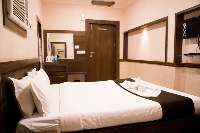 Imagen de la habitación del Hotel Paras, Jabalpur. Foto 16
