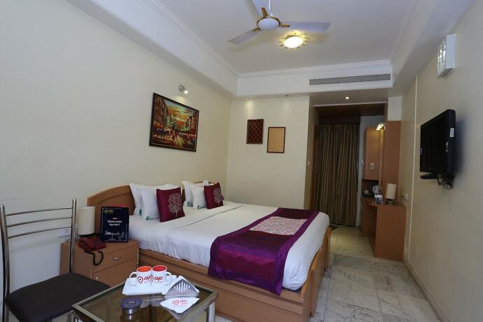 Imagen de la habitación del Hotel Paras, Jabalpur. Foto 19