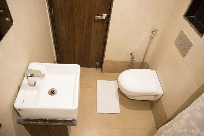 Imagen de la habitación del Hotel Paras, Jabalpur. Foto 20