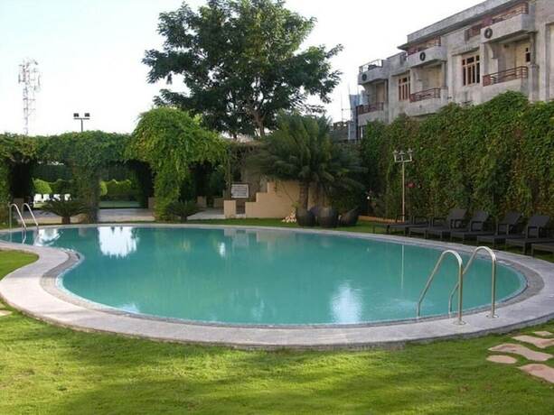 Imagen general del Hotel Paras Mahal. Foto 1