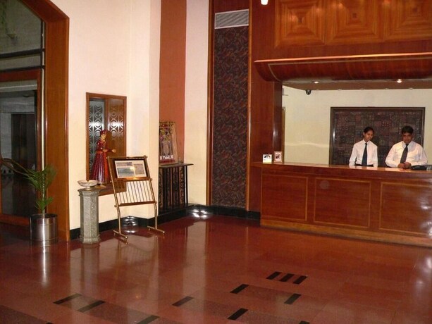 Imagen de los interiores del Hotel Paras Mahal. Foto 30