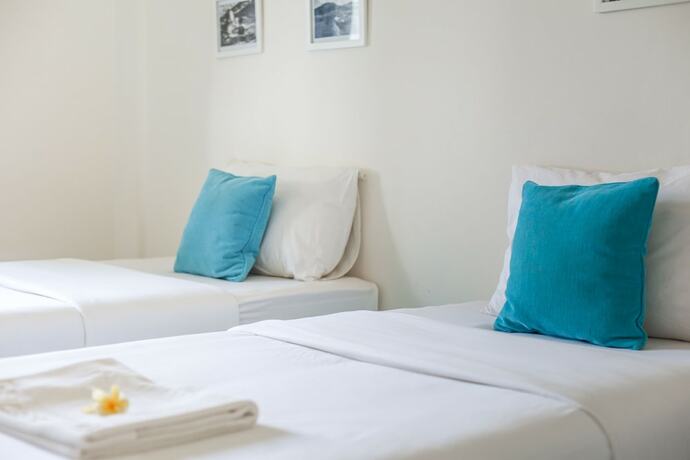 Imagen general del Hotel Paras Paros Marina Lodge. Foto 4