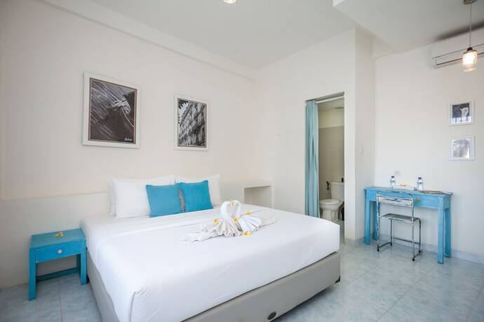Imagen de la habitación del Hotel Paras Paros Marina Lodge. Foto 16