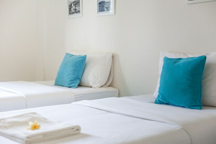 Imagen de la habitación del Hotel Paras Paros Marina Lodge. Foto 24
