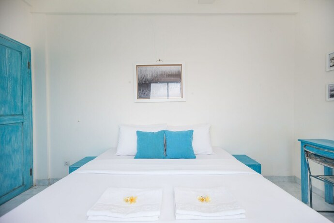 Imagen de la habitación del Hotel Paras Paros Marina Lodge. Foto 26
