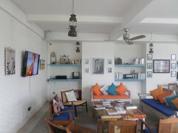Imagen de los interiores del Hotel Paras Paros Marina Lodge. Foto 34