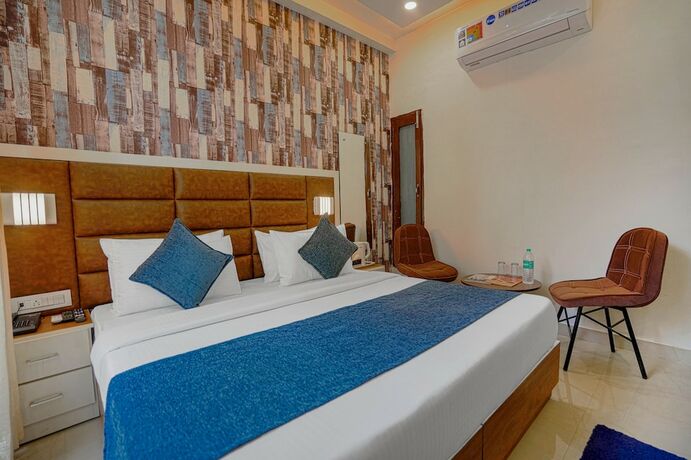 Imagen general del Hotel Paras, Zirakpur. Foto 6