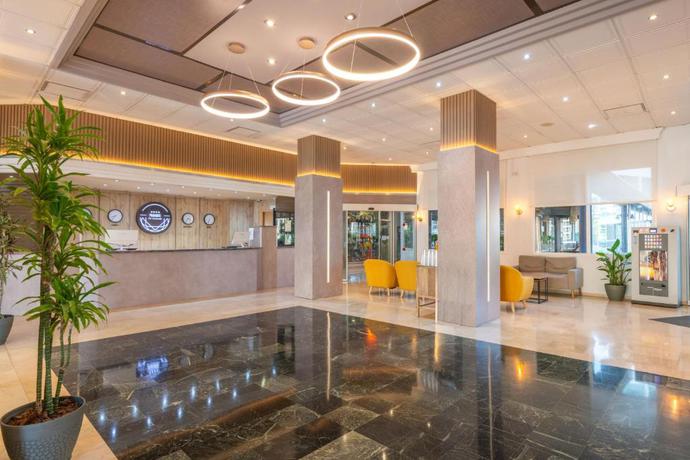 Imagen de los interiores del Hotel Parasol by Dorobe. Foto 16