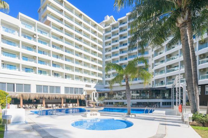 Imagen de la piscina del Hotel Parasol by Dorobe. Foto 18