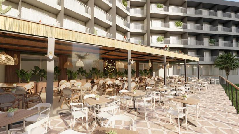 Imagen del bar/restaurante del Hotel Parasol by Dorobe. Foto 2