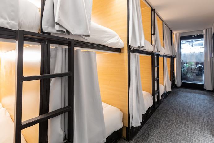 Imagen de la habitación del Hotel Parc Avenue Hostel. Foto 10