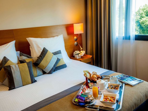 Imagen de la habitación del Hotel Parc Beaumont Hotel & Spa Pau MGallery Collection. Foto 4