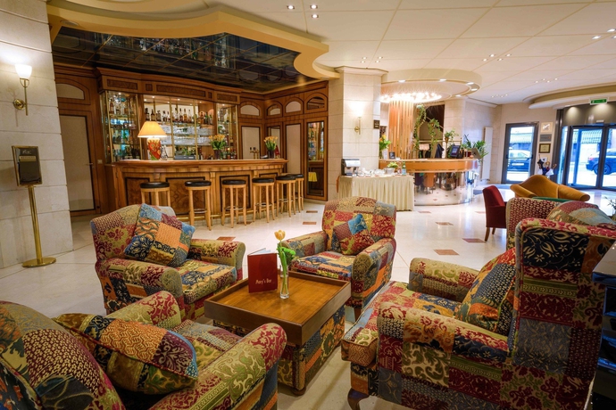 Imagen de los interiores del Hotel Parc Belair. Foto 15