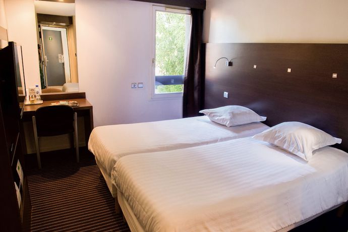 Imagen de la habitación del Hotel Parc, Carvin. Foto 9