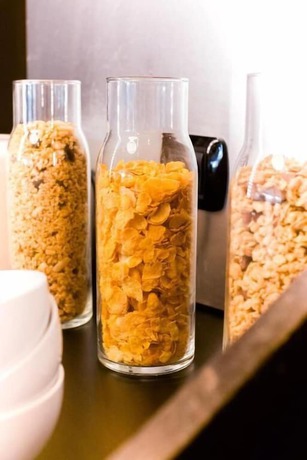 Imagen del bar/restaurante del Hotel Parc, Carvin. Foto 2