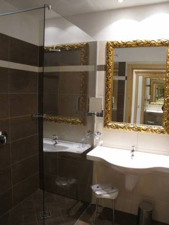 Imagen de la habitación del Hotel Parc Du Lac, Levico Terme. Foto 15