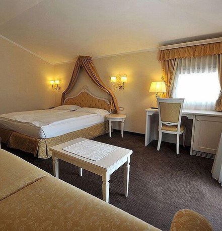 Imagen de la habitación del Hotel Parc Du Lac, Levico Terme. Foto 9