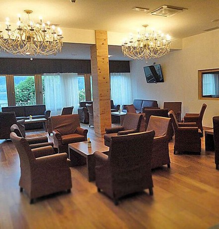 Imagen del bar/restaurante del Hotel Parc Du Lac, Levico Terme. Foto 3
