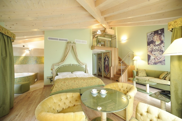 Imagen de la habitación del Hotel Parc Flora. Foto 2