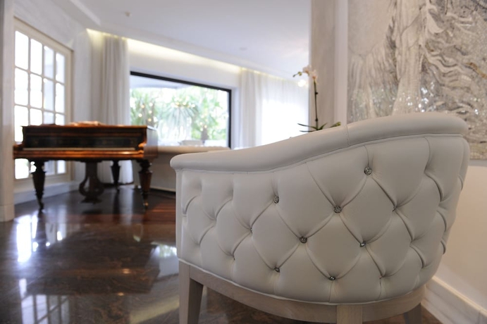 Imagen de los interiores del Hotel Parc Flora. Foto 17