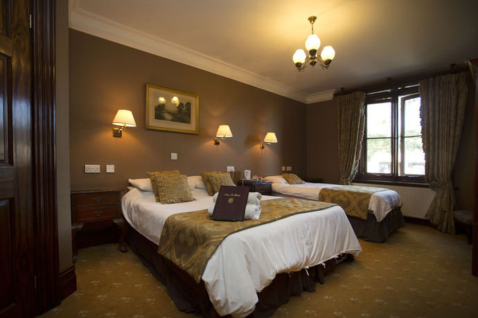 Imagen de los exteriores del Hotel Parc Le Breos House. Foto 12