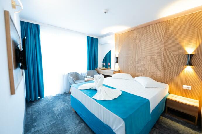 Imagen general del Hotel Parc, MAMAIA. Foto 14