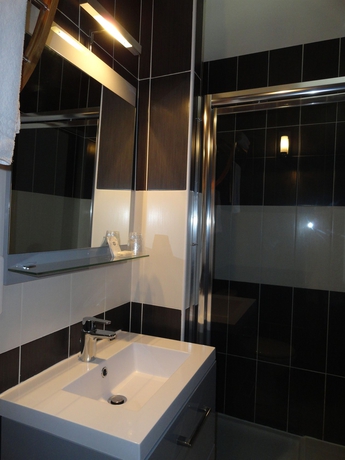 Imagen de la habitación del Hotel Parc Mazon. Foto 14