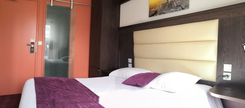 Imagen de la habitación del Hotel Parc Paris. Foto 13