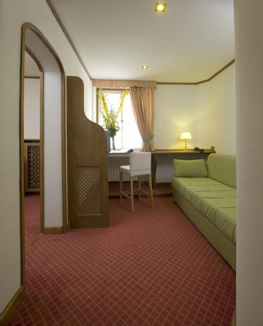 Imagen de la habitación del Hotel Parc Victoria. Foto 17