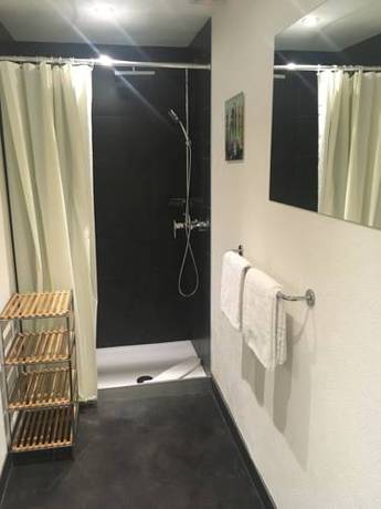 Imagen de la habitación del Hotel Parc and Lac. Foto 8