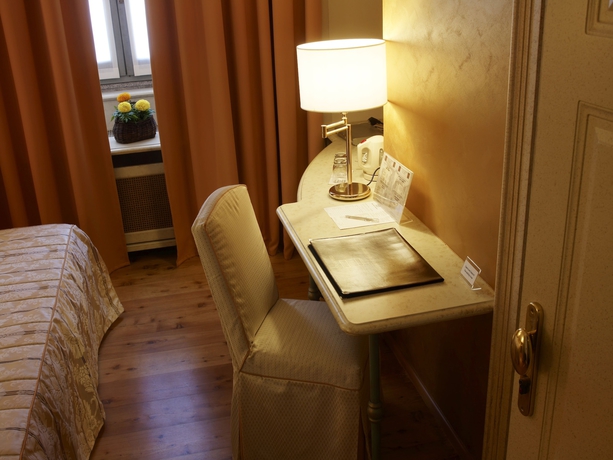 Imagen de la habitación del Hotel Parco Borromeo. Foto 10