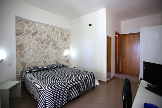 Imagen de la habitación del Hotel Parco Carabella. Foto 8