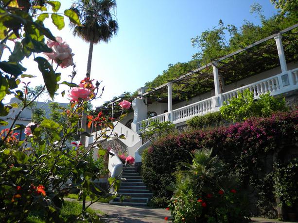 Imagen de los exteriores del Hotel Parco Conte. Foto 10