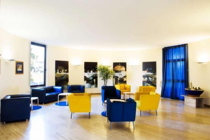 Imagen de los interiores del Hotel Parco De Medici Residence. Foto 18