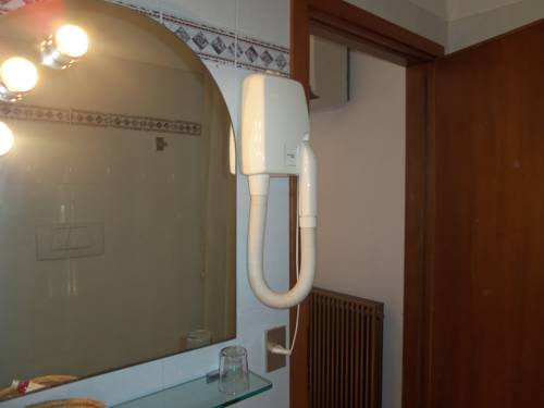 Imagen de la habitación del Hotel Parco Dei Pini. Foto 4