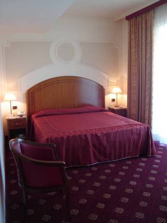 Imagen de la habitación del Hotel Parco Dei Principi Resort. Foto 13