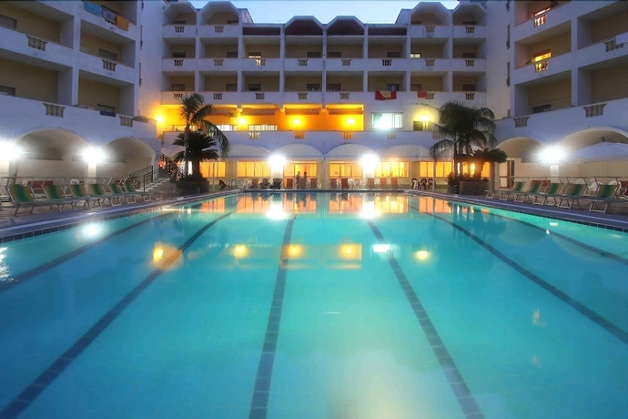 Imagen de la piscina del Hotel Parco Dei Principi, Scalea. Foto 15