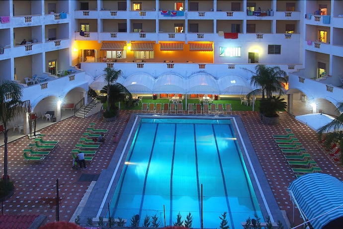 Imagen de la piscina del Hotel Parco Dei Principi, Scalea. Foto 18