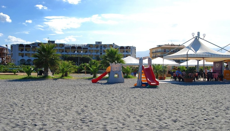 Imagen de los exteriores del Hotel Parco Dei Principi, Scalea. Foto 7