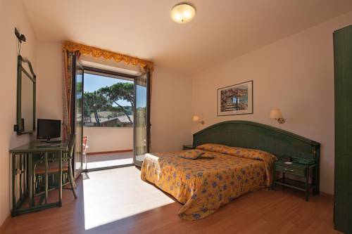 Imagen de la habitación del Hotel Parco Delle Cale. Foto 10