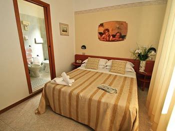 Imagen de la habitación del Hotel Parco Fellini. Foto 6