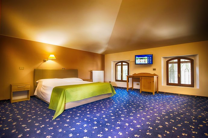 Imagen de la habitación del Hotel Parco Fola. Foto 13