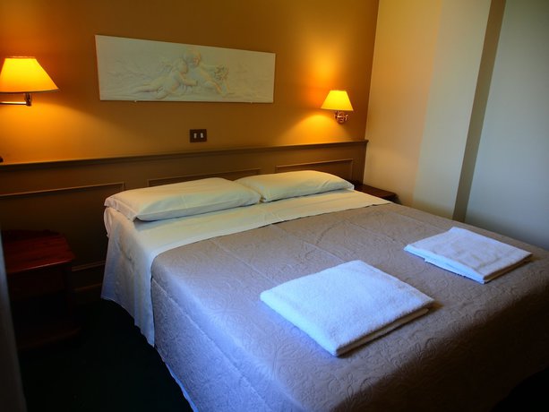 Imagen de la habitación del Hotel Parco Fola. Foto 18
